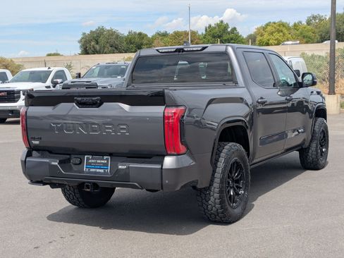 Used 2024 Toyota Tundra Platinum AWD/4WD image 5