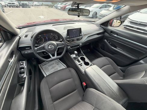 Certified 2023 Nissan Altima 2.5 SV image 19
