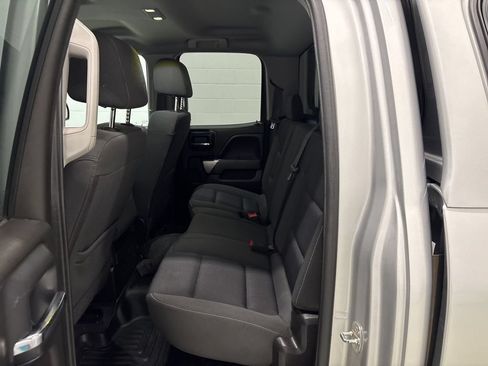 Used 2019 Chevrolet Silverado 1500 LT AWD/4WD image 32