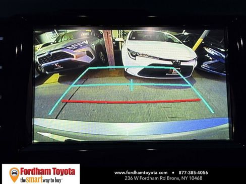 Used 2018 Toyota Camry SE image 22