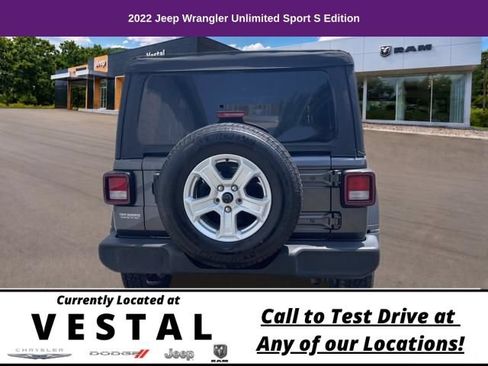 Used 2022 Jeep Wrangler Unlimited Sport AWD/4WD image 8
