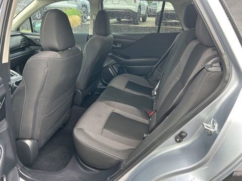 Used 2023 Subaru Outback Premium AWD/4WD image 5