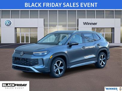 New 2025 Volkswagen Tiguan SE