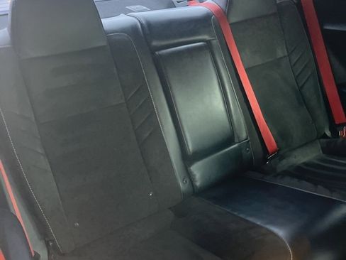 Used 2016 Dodge Challenger SRT Hellcat image 12