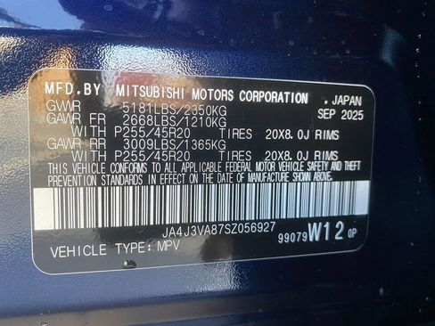 New 2025 Mitsubishi Outlander SE image 31