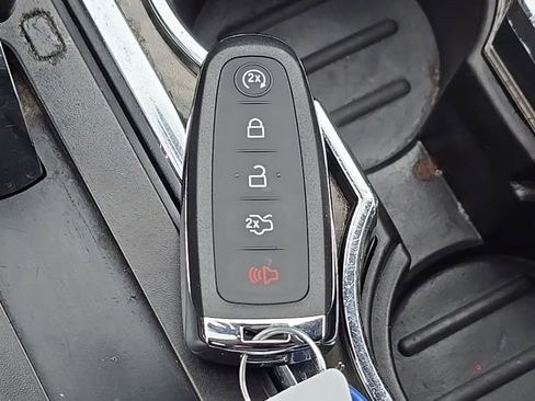 Used 2017 Ford Expedition EL Limited image 6