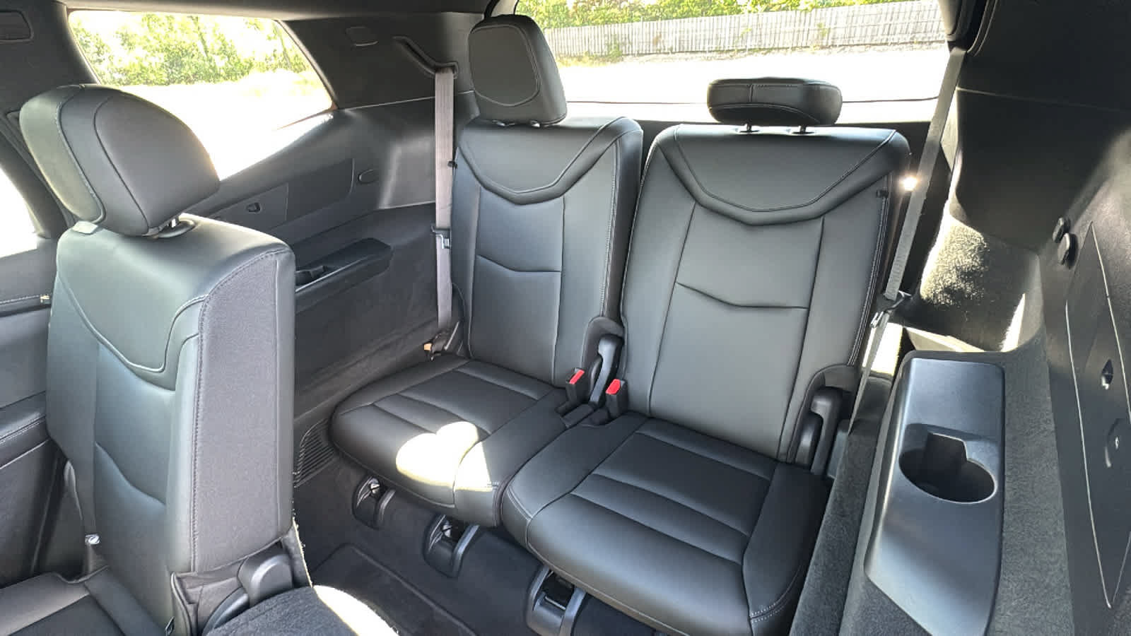 Used 2024 Cadillac XT6 Luxury w/ LPO, Floor Liner Package AWD/4WD image 34