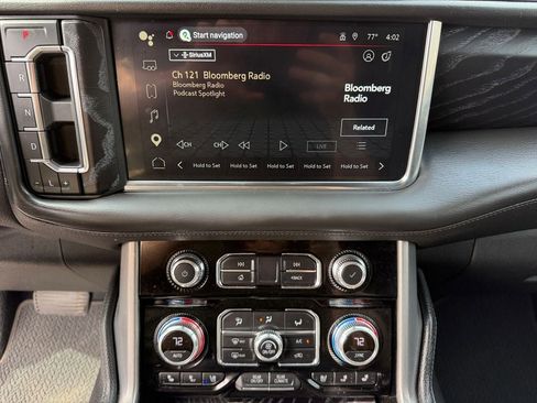Used 2022 GMC Yukon Denali AWD/4WD image 19