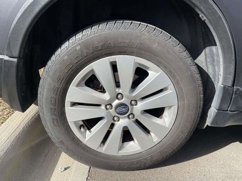 Used 2018 Subaru Outback 2.5i Premium image 5