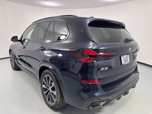 New 2026 BMW X5 xDrive50e w/ M Sport Package AWD/4WD image 5