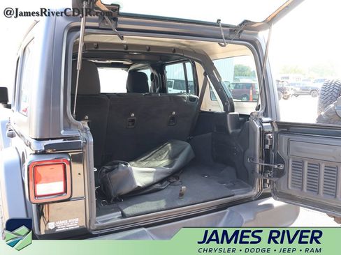 Used 2022 Jeep Wrangler Unlimited Sport AWD/4WD image 15