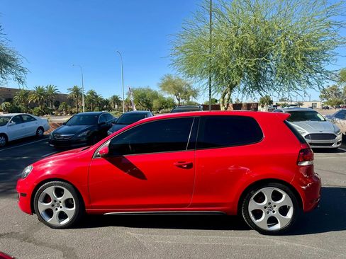 Used 2012 Volkswagen GTI 2-Door image 4
