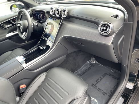 New 2026 Mercedes-Benz GLC 300 4MATIC image 41