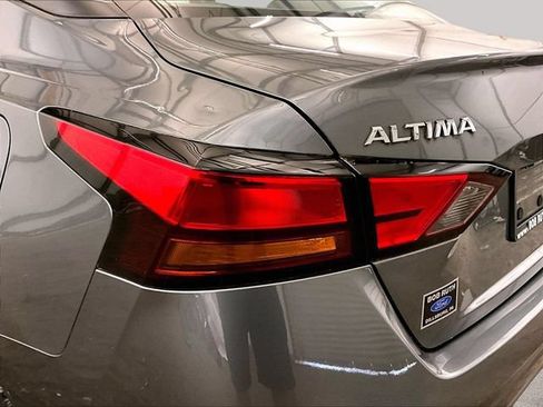 Used 2020 Nissan Altima 2.5 S FWD image 28