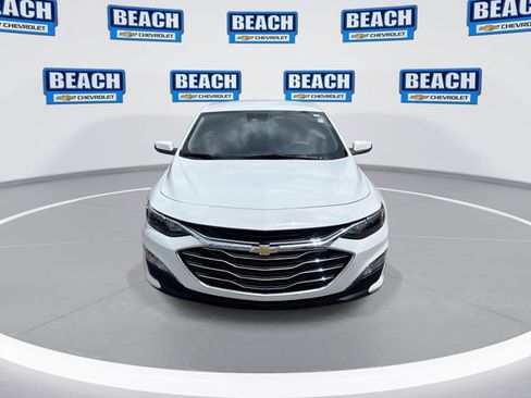 Used 2024 Chevrolet Malibu LT FWD image 3