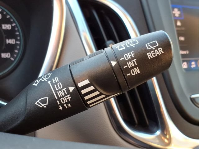 Used 2024 Chevrolet Equinox LS w/ LS Convenience Package FWD image 28