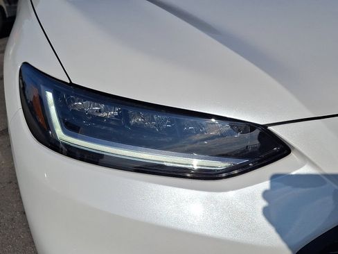 Certified 2023 Honda HR-V Sport image 9