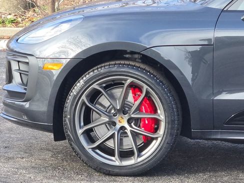 New 2026 Porsche Macan GTS image 11