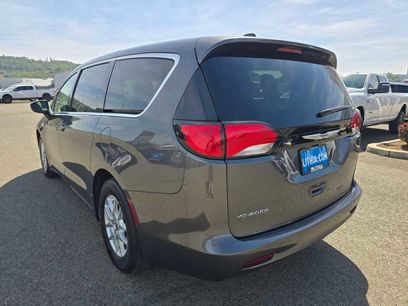 Used 2022 Chrysler Voyager LX