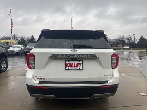 Certified 2023 Ford Explorer XLT w/ Equipment Group 202A image 6