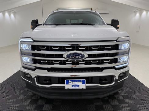 Used 2024 Ford F250 Lariat AWD/4WD image 2