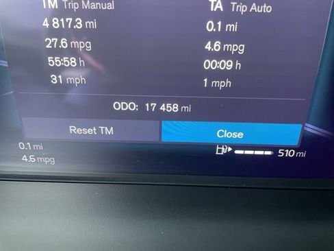 Certified 2025 Volvo V60 B5 Cross Country Plus image 15