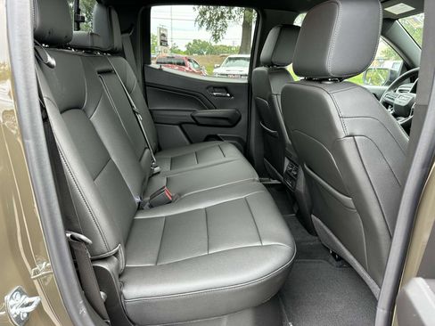 New 2025 GMC Canyon Elevation w/ Convenience Package image 12