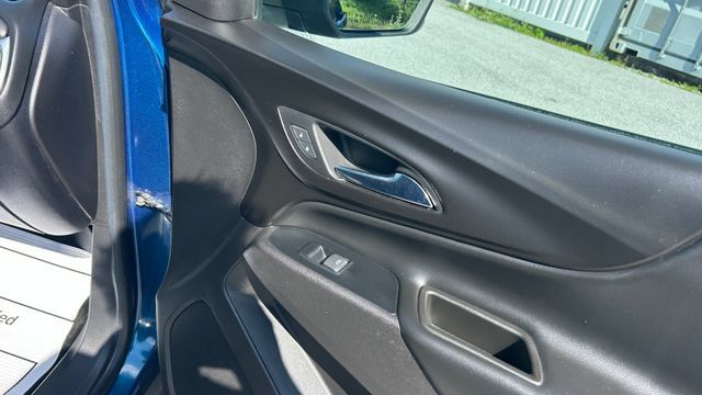 Used 2019 Chevrolet Equinox LT w/ Sun & Navigation Package AWD/4WD image 44