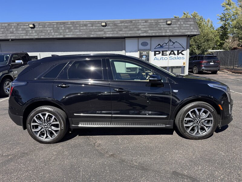 Used 2021 Cadillac XT5 Sportv w/ Platinum Package AWD/4WD image 10