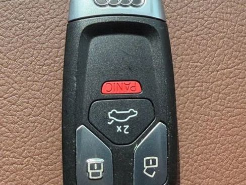 Used 2019 Audi A4 2.0T allroad Prestige AWD/4WD image 29