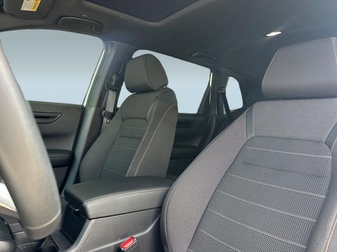 Certified 2025 Honda CR-V Sport image 23