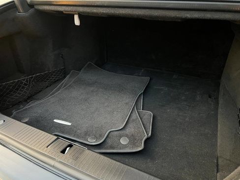 Used 2011 Mercedes-Benz S 400 w/ Sport Pkg image 21