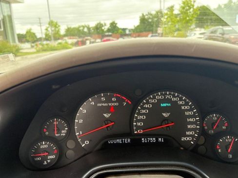 Used 2004 Chevrolet Corvette Convertible w/ Preferred Equipment Group RWD image 6