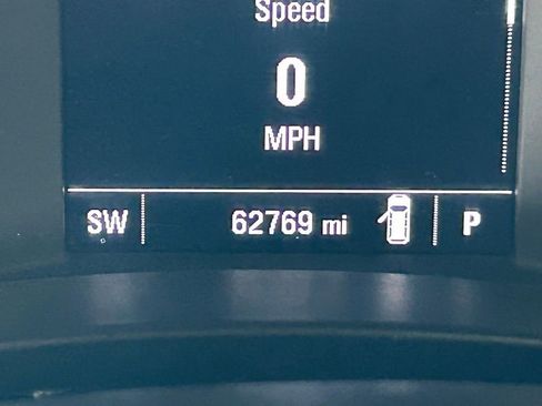 Used 2024 Chevrolet Equinox LS image 35