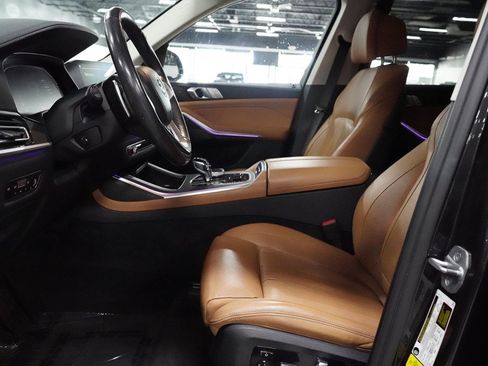 Used 2021 BMW X7 xDrive40i w/ Executive Package AWD/4WD image 11