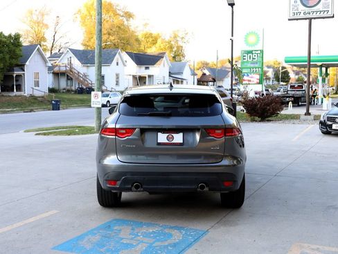 Used 2018 Jaguar F-PACE R-Sport AWD/4WD image 6