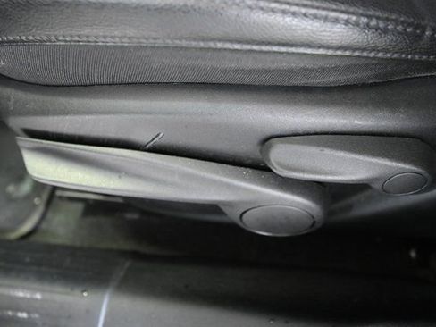 Used 2024 Jeep Compass Latitude image 23