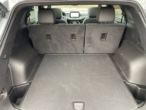 Used 2023 Chevrolet Blazer Premier image 44