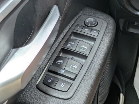 Used 2022 RAM 1500 Big Horn RWD image 19