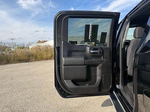 Used 2020 Chevrolet Silverado 1500 LT image 25