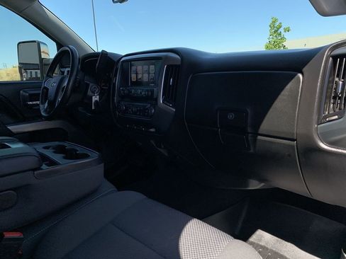 Used 2017 Chevrolet Silverado 1500 LT w/ True North Edition AWD/4WD image 28
