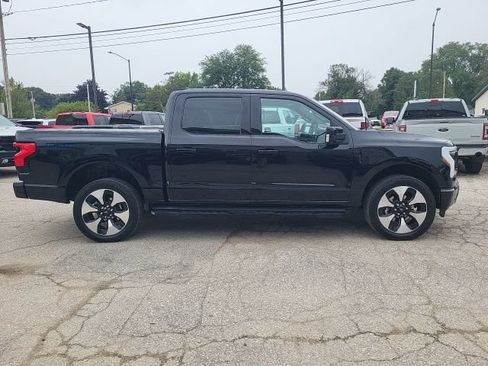 Used 2023 Ford F150 Lightning Platinum AWD/4WD image 17