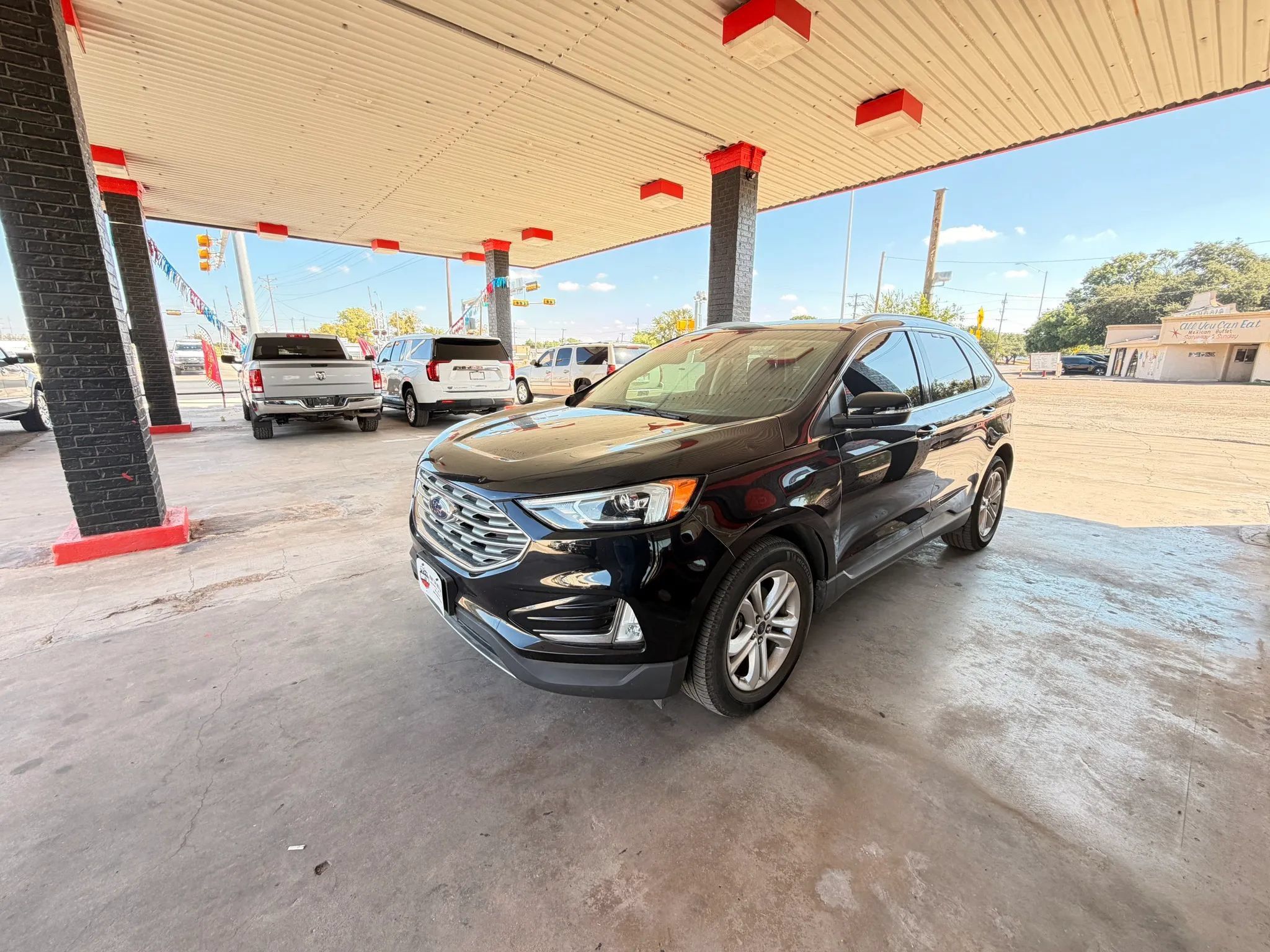 Used 2020 Ford Edge SEL w/ Convenience Package FWD image 1