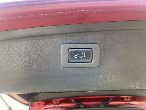 Used 2015 Subaru Outback 2.5i Premium AWD/4WD image 8