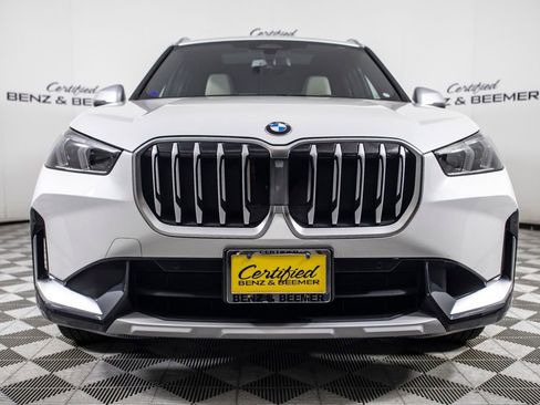 Used 2023 BMW X1 xDrive28i w/ Convenience Package AWD/4WD image 5