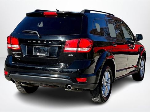 Used 2015 Dodge Journey SXT w/ Flexible Seating Group image 5