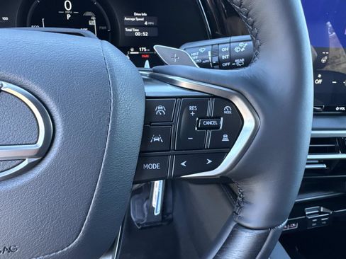 New 2026 Lexus RX 450h AWD image 30