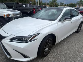 Used 2024 Lexus ES 350 w/ Technology Package FWD video 1