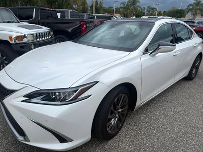 Used 2024 Lexus ES 350 w/ Technology Package