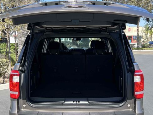 Used 2019 Ford Expedition Max XLT RWD image 71